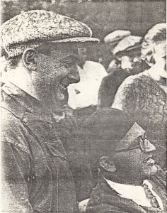 Vertov und Cejtlin bei Dreharbeiten zu "Ėntuziazm"