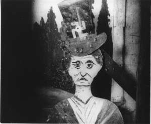 Schießbudenfigur mit Hakenkreuz