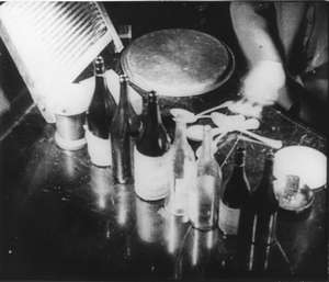 Flaschen als Musikinstrumente