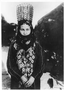 Frau in Landestracht