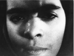 Junge Frau in Großaufnahme