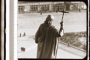 Christusfigur auf der Kirche